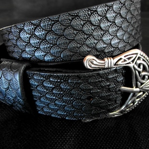 Dragon Scale Belt, Tooled Leather Belt with Dragon Scale Pattern, Leather Belt Men, Renaissance Fair