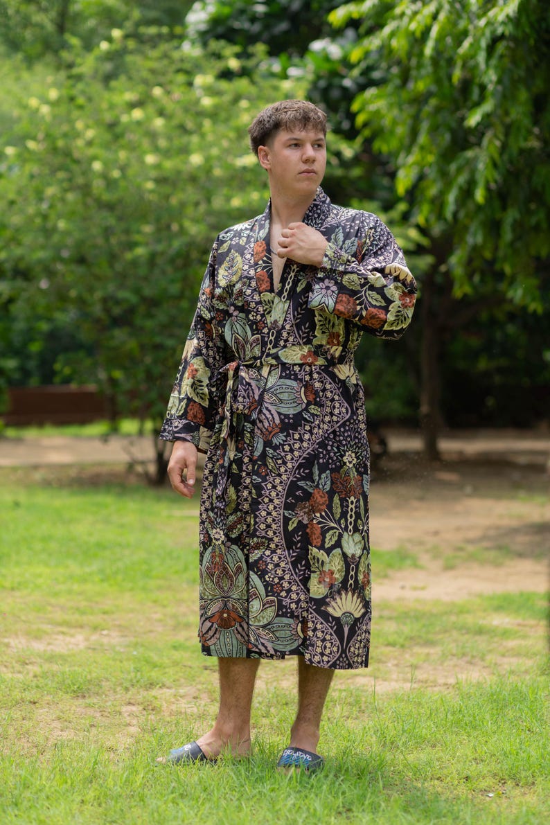 Men's Organic Cotton Kimono Robe, Black Floral Print Houserobe ...