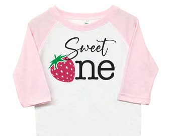 Chemise de baseball manches 3/4 raglan rose clair fraise « Sweet One » premier 1er anniversaire - Chemise pour tout-petits