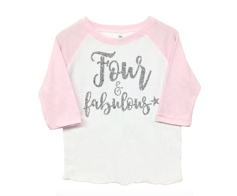 Kid/'s Toddler Shirt Fourth 4th Birthday /'Four /& Fabulous/' Poly Cotton 34 Raglan Light Pink Sleeve Baseball Shirt
