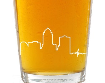 1 Des Moines Skyline Pint Glass - Barware, Home Bar, Wine, Beer, Home Decor, Birthday Gift, Celebrate, Party, Iowa, DSMUSA