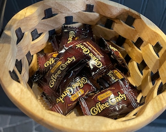 Round wooden Valentines Day Chocolates Candy basket for gift basket