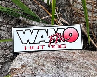 Calcomanía para parachoques vintage de la estación de radio WAMO FM Hot 106, blanca y roja
