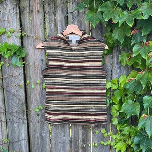 Vintage 90&#39;s/00&#39;s Petite Sophisticate Colorful Striped Sleeveless Stretchy Shirt Size Medium