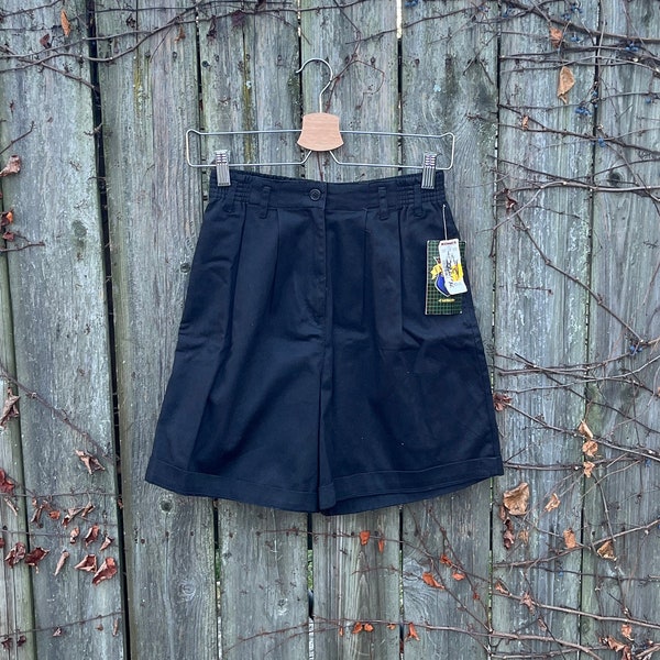 Vintage 90's Croft & Barrow Fairway Sport Black Pleated Elastic Waist Shorts with Tags Size Small