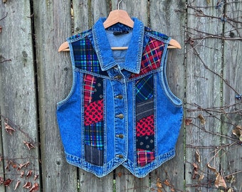 Vintage 90's Carole Little Sport Denim Button up Vest With Plaid