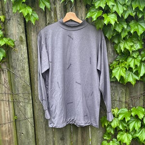 Vintage 90&#39;s Ace Sportswear Abscent Hunting Print 100% Polyester Long Sleeve Mock Neck Athletic Shirt Size Large