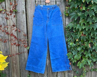 Vintage 1970s JC Penny Bell Bottom Denim Jeans Size 26 X 27 / True 