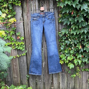 Vintage 2000&#39;s Indigo Royalty Light Wash Low Rise Bootcut Denim Jeans Size 1