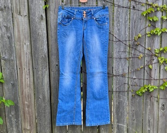 Vintage 2000's Indigo Rein Medium Wash Low Rise Flare Leg Denim Jeans Talla 9