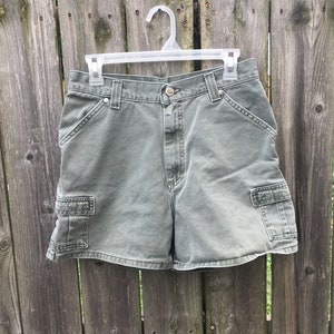 riveted by lee shorts