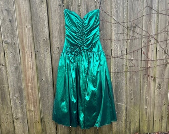 Vintage 80's Gunne Sax by Jessica McClintock Emerald Strapless Pleated Dress Size 2