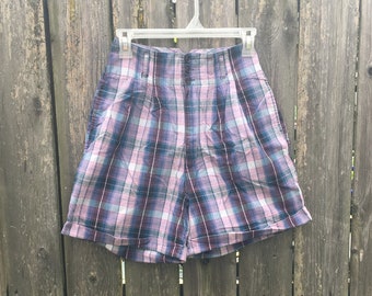 Vintage 90's BEST American Clothing Company Plaid High Waist Rolled Leg Shorts