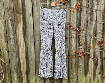 Vintage 2000er Jahre glänzend gemusterte, ausgestellte Beinhose im Rock'n'Roll-Stil, Größe XL