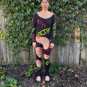 Vintage 90&#39;s Victim Torn One Piece Jumpsuit Halloween Costume Game Night Costume Size Small