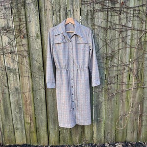 Vintage 60&#39;s Breli Originals 100% Polyester Gray Plaid Pattern Long Sleeve Button Up Collared Dress with Waist Tie Size Medium