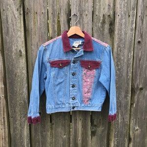 Jaqueta jeans vintage Stefano International Light Wash manga 3/4 dos anos 80 com remendos florais tamanho pequeno feminino