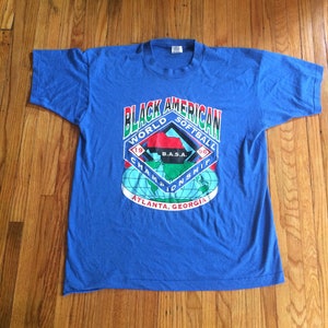 vintage 1996 Black American World Softball Championship Atlanta Georgia Blue Short Sleeve T-Shirt Taille XL