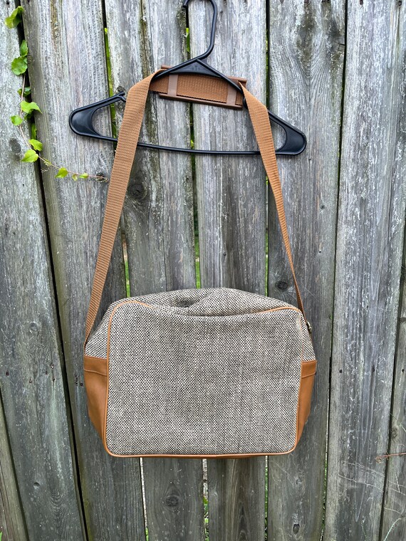 Vintage 80 s 90 s Jordache Light Brown Canvas Style Messenger Style Bag Etsy