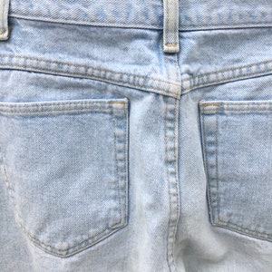 Vintage 90's Wrangler for Women Light Wash High Waist Denim Jeans Waist Measures 28 inches image 7