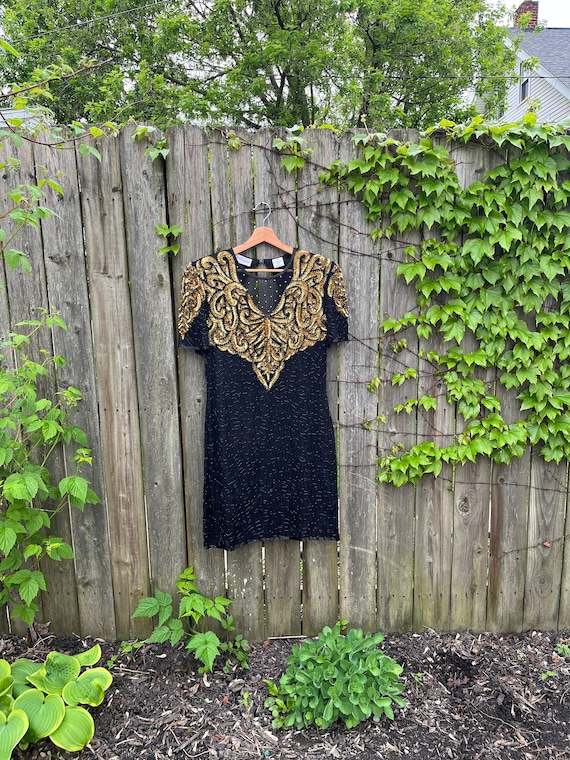 Vintage 80's Night Vogue Black and Gold 100% Silk with Polyester Liner Short Sleeve Beaded Dress Size Large