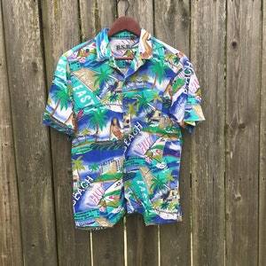 Vintage 90's B.S.R. Florida Beaches All Over Print Beach Babe Short Sleeve Button Up Collared Shirt Size Large