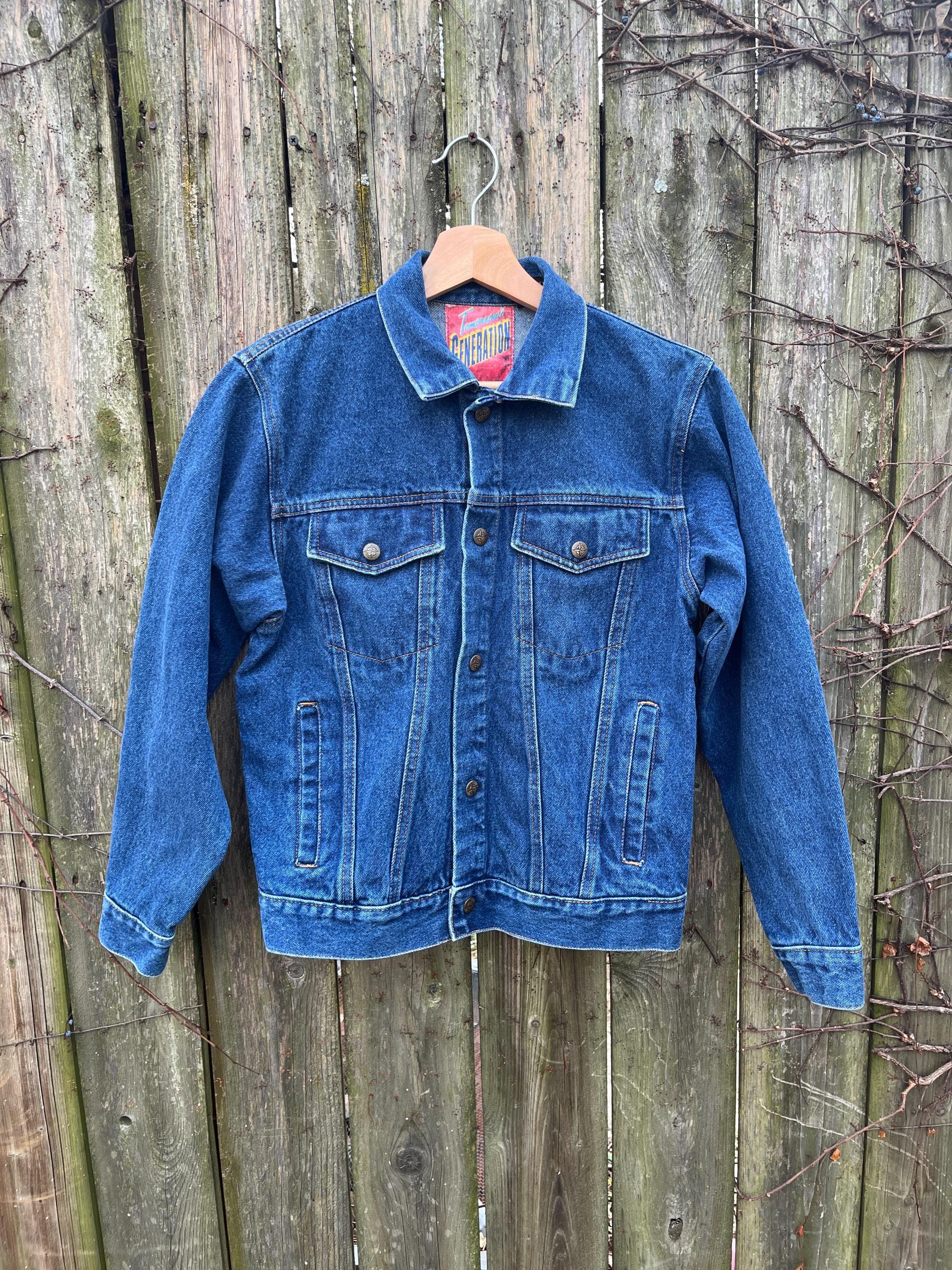 Vintage 90's/00's Tomorrow's Generation Medium Wash Snap Closure