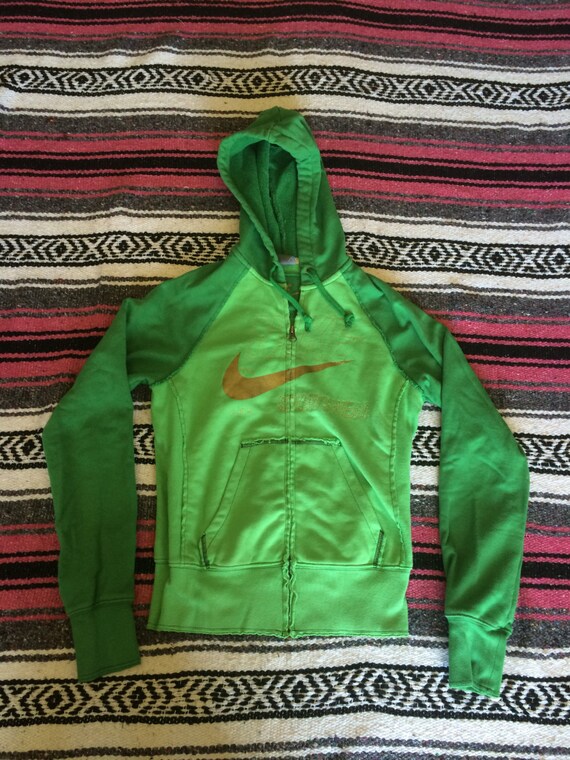 Vintage jaren 90 Nike licht groen en donker groene Nike Swoosh - Etsy  Nederland