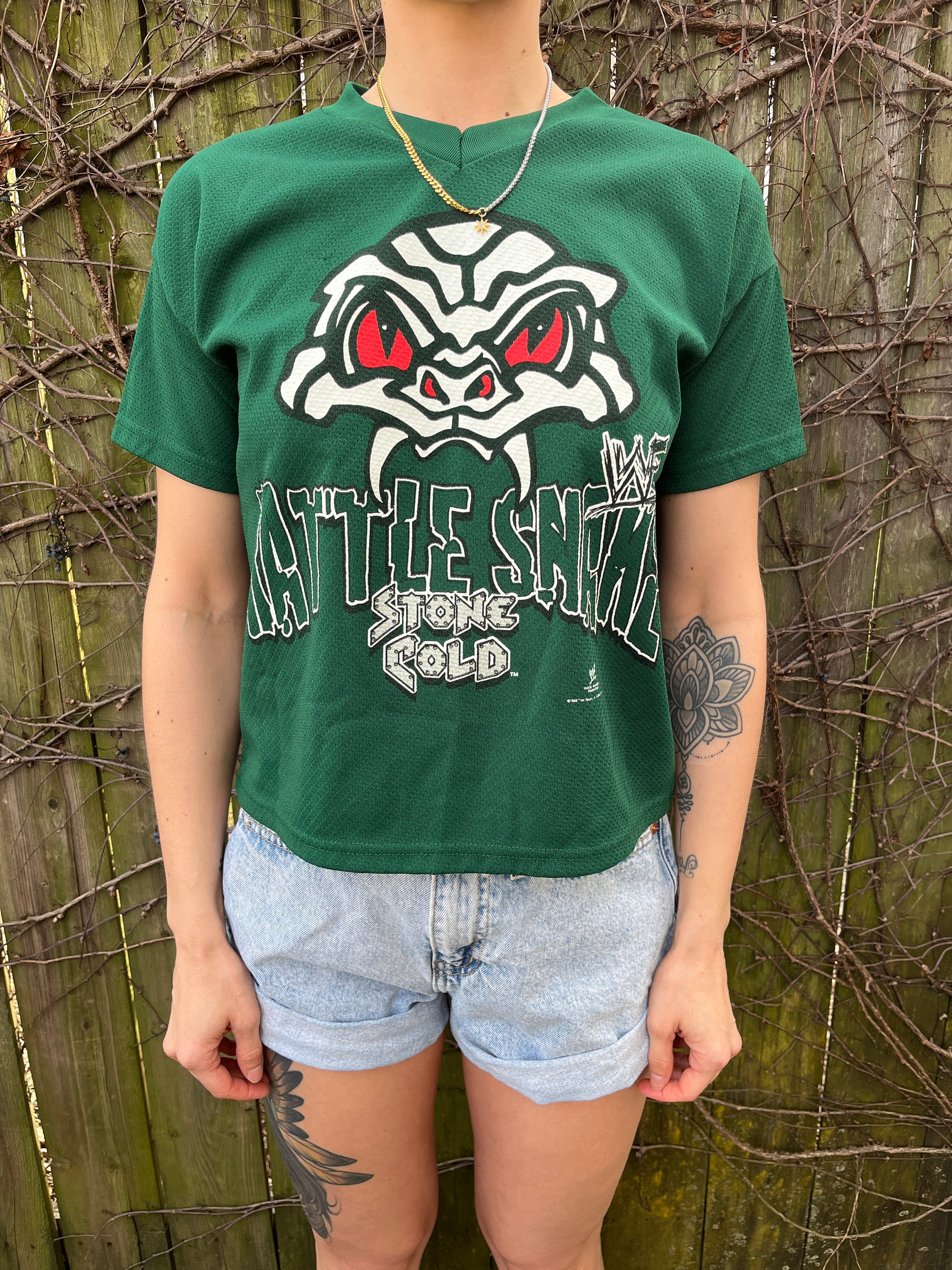 Vintage 90's WWF Stone Cold Steve Austin Rattle Snake Green Short