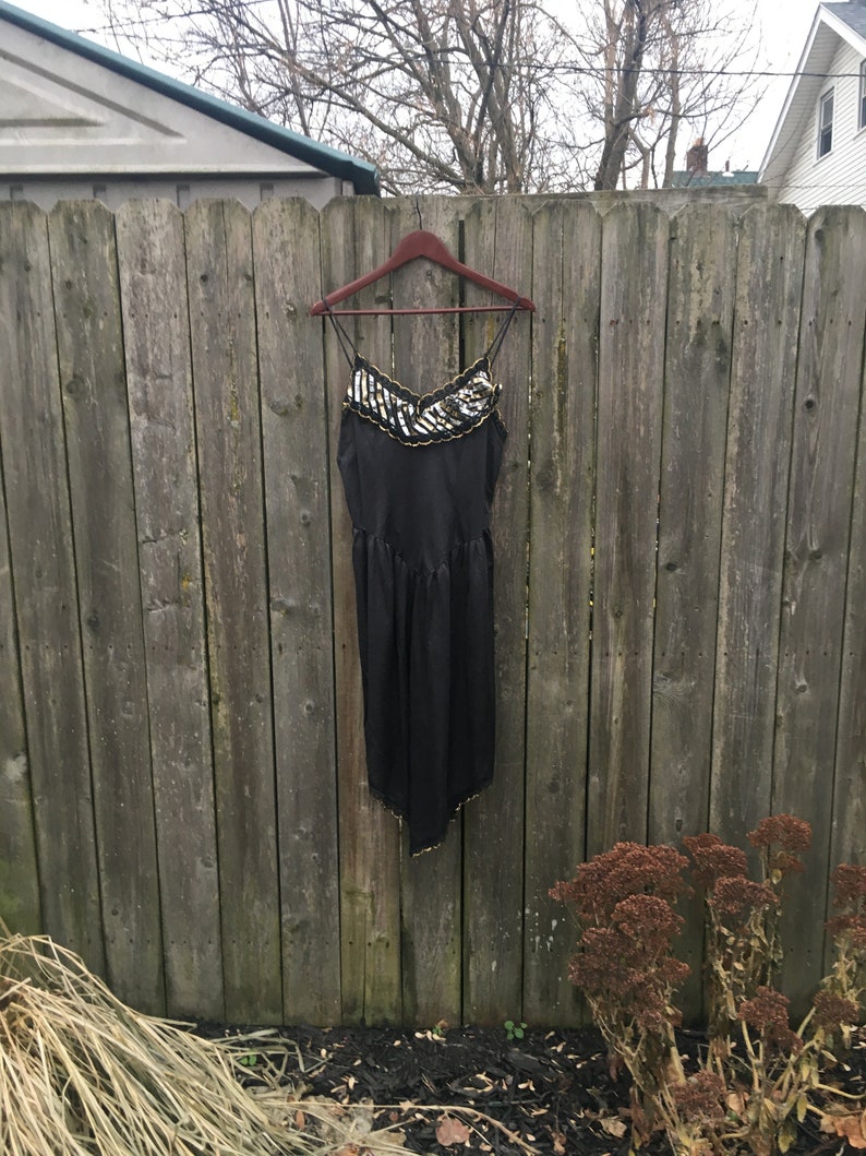 Vintage 80/'s Stroke of Midnight Black and Gold NightieDress