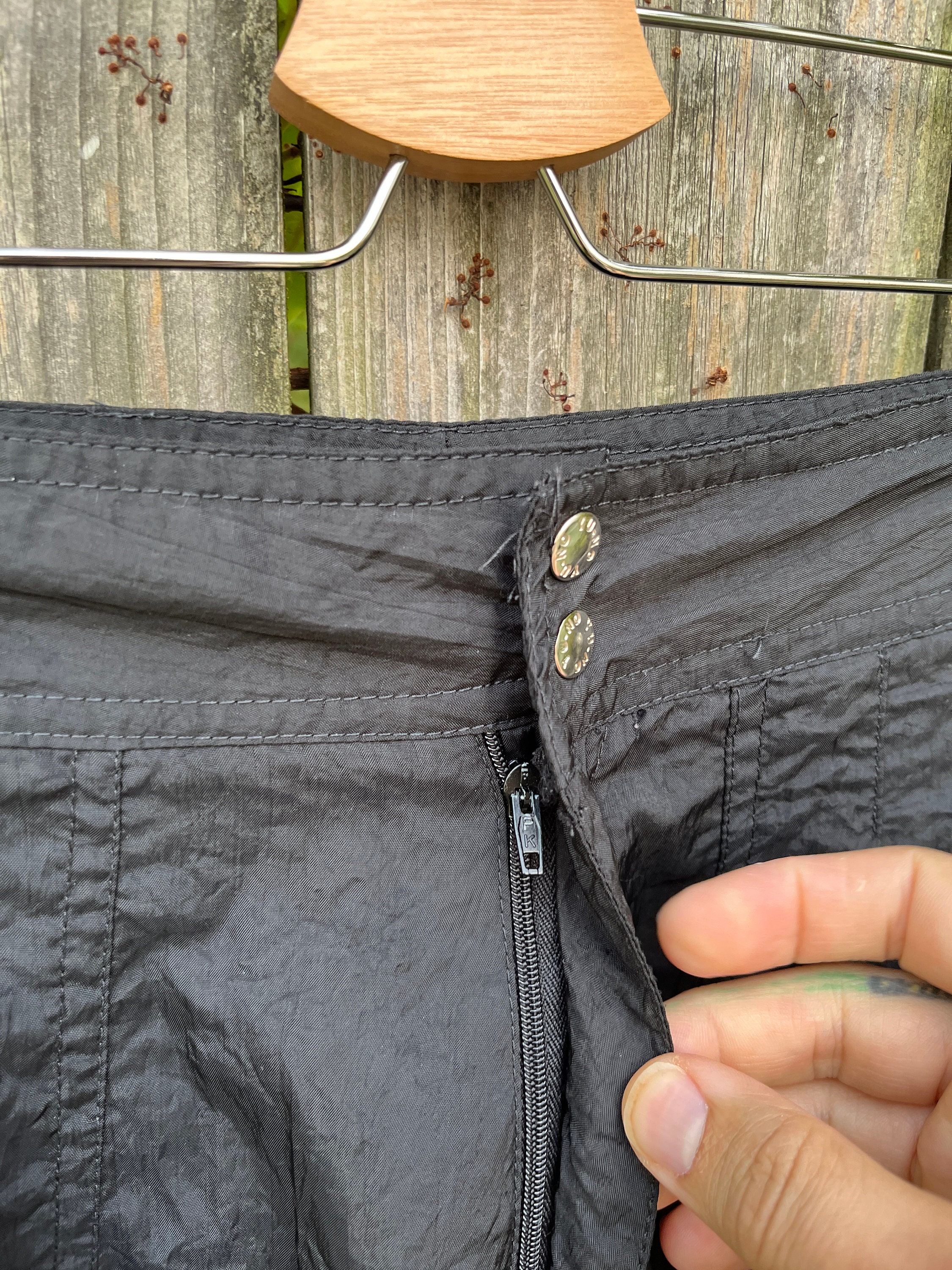 Vintage 80's Yu-no 100% Nylon Black Parachute Style Pants Vintage 80's Yu-no 100% Nylon Black Parachute Style Pants