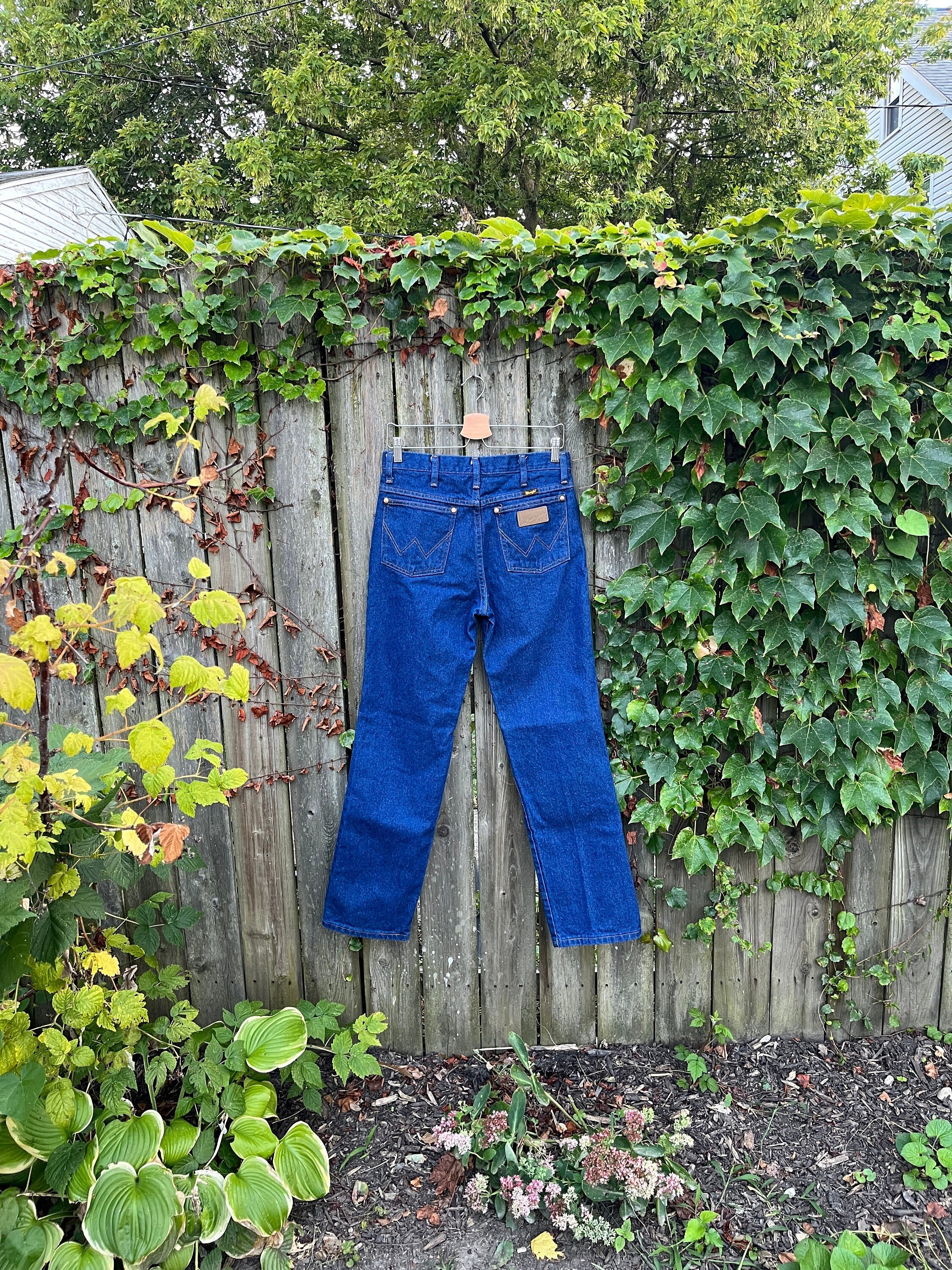Mens vintage wrangler jeans 2025