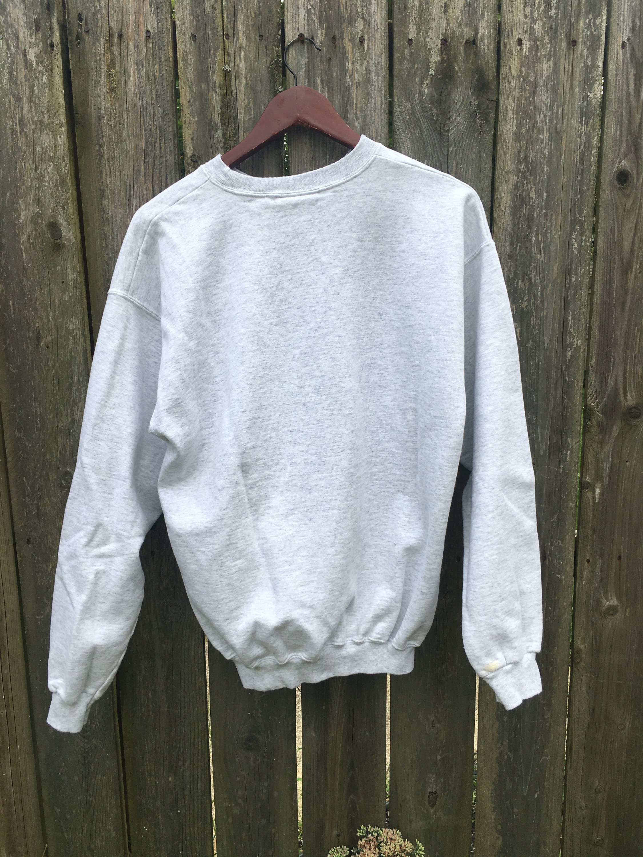 Hanes Ultimate Men's Heavyweight Fleece Crewneck - Depop