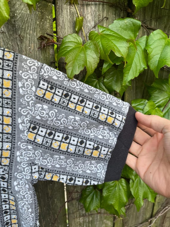 Vintage 90's Basic Image Patterned Stripes Button… - image 3