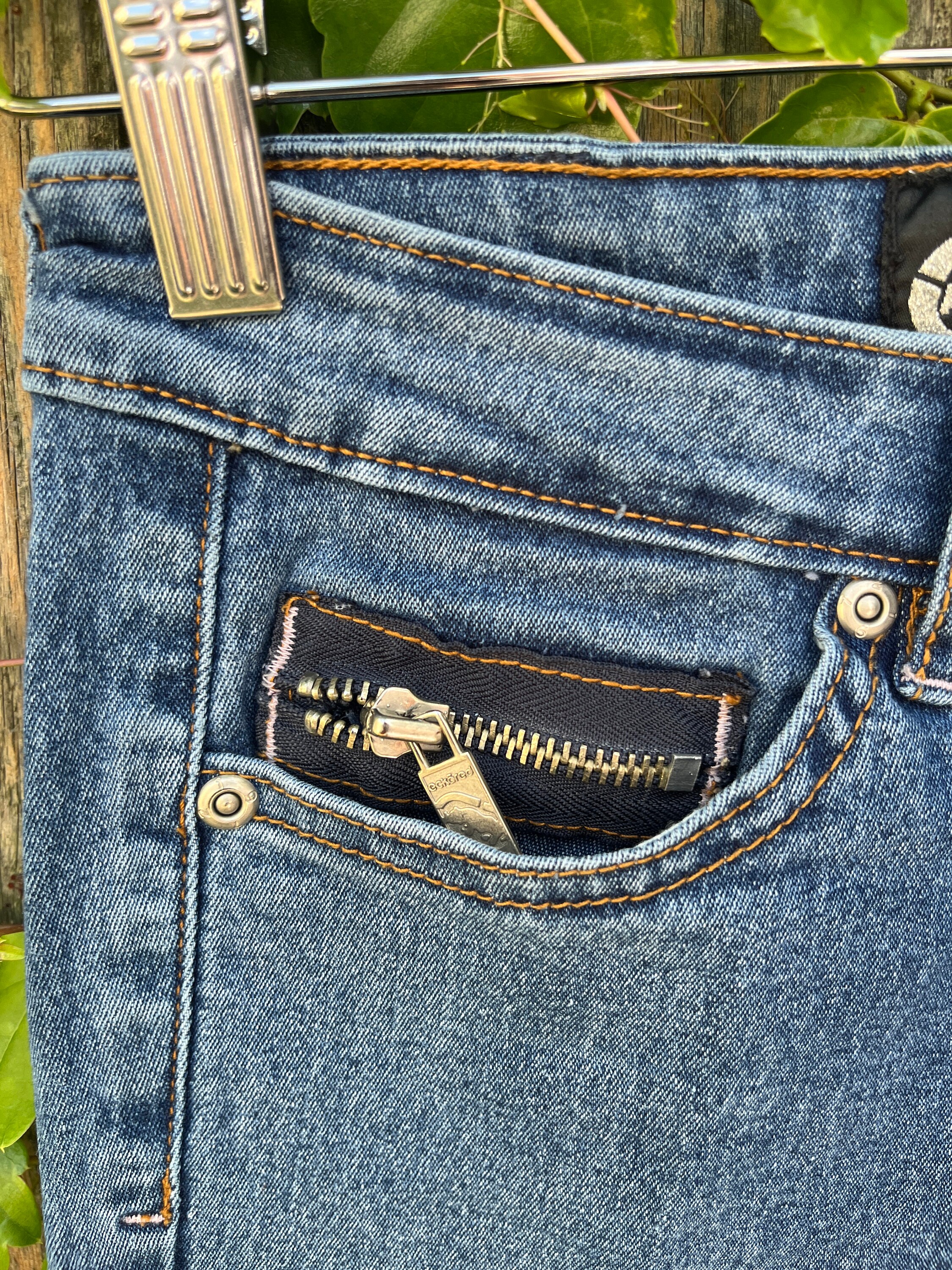 Jeans Ecko Red Denim - Taille Junior 9/10 - Coupe Flare, Lavage Clair - Occasion Très Bon état