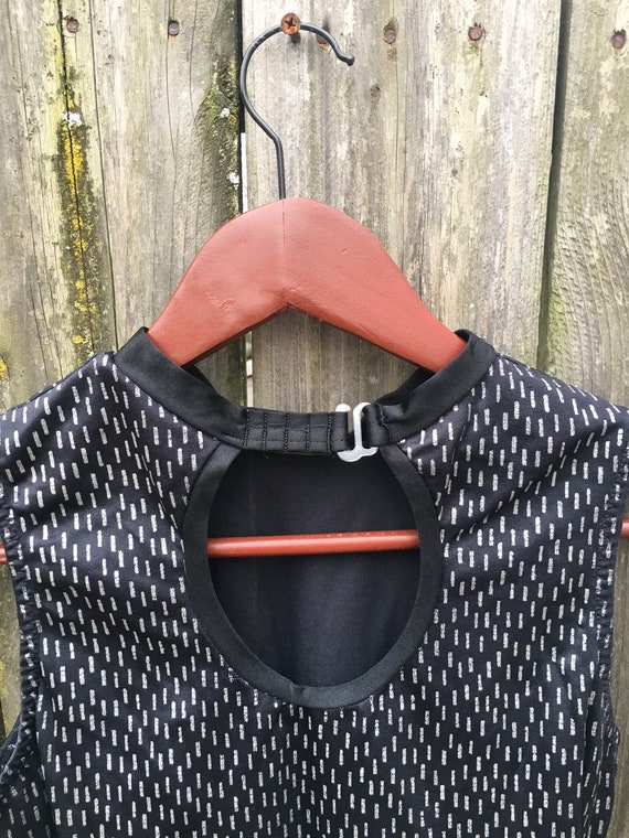 Vintage 90's Unbranded Black and Silver Sleeveles… - image 6