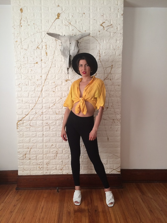 Vintage 80's Basic Essentials Short Sleeve Yellow… - image 1