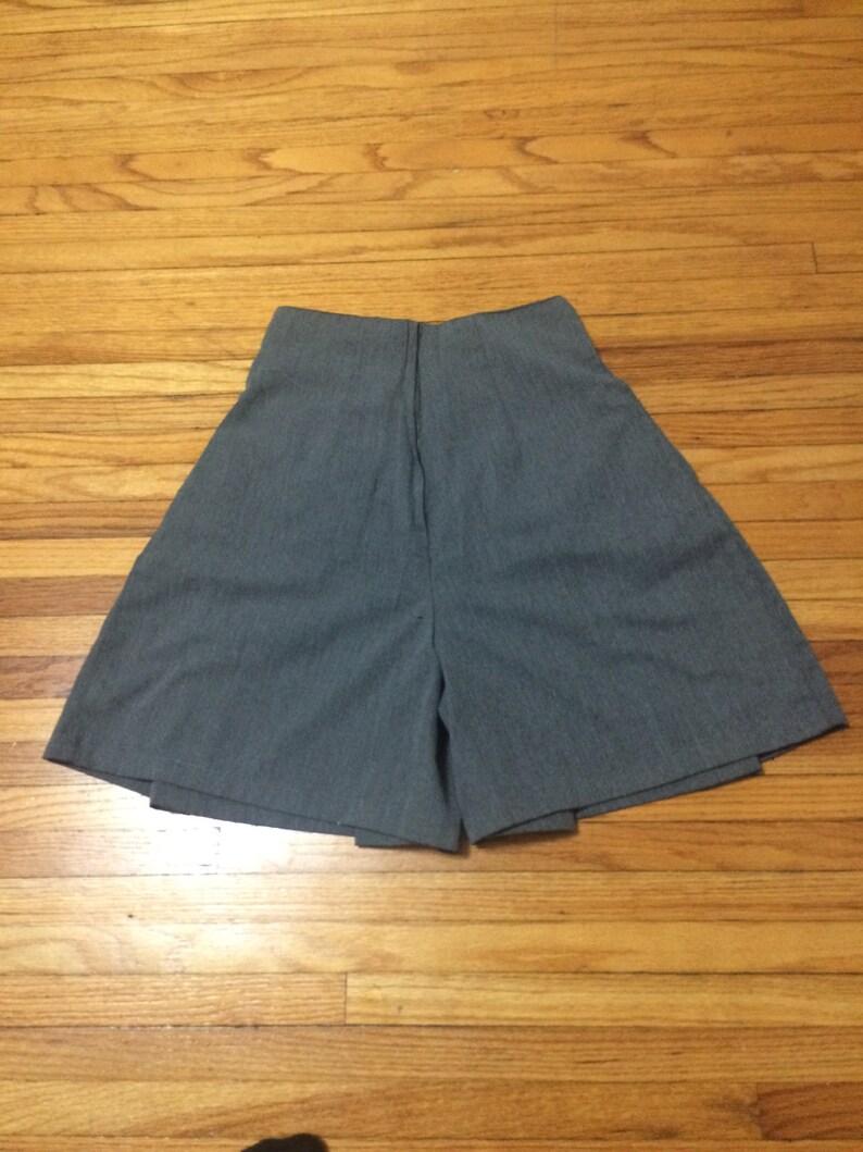 Vintage 80's Coco Blue High Waist Gray Wide Legged Shorts image 9