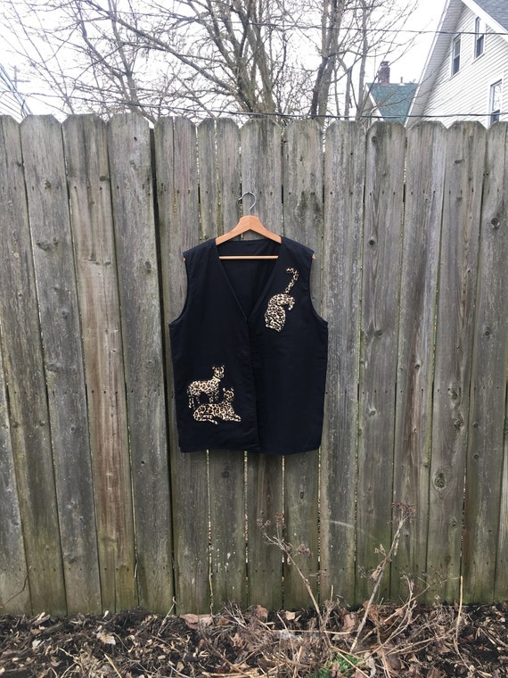 Vintage 90's unbranded Cheetah and Elephant Sleeve