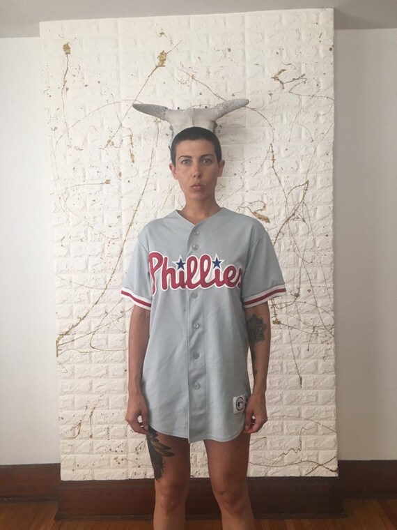 phillies button up jersey