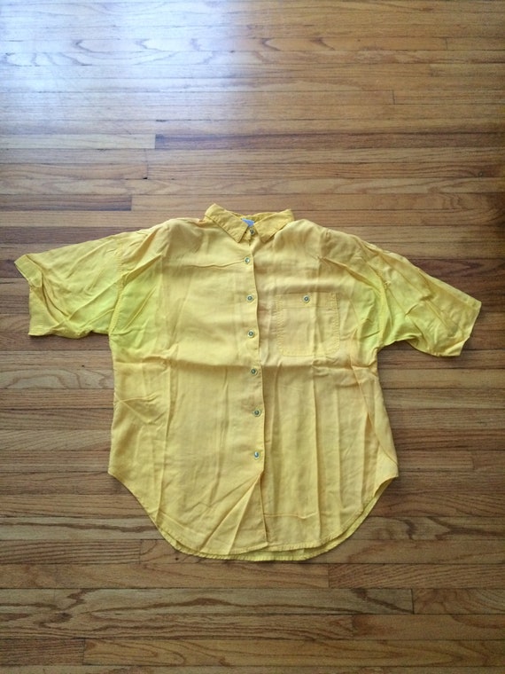 Vintage 80's Basic Essentials Short Sleeve Yellow… - image 4