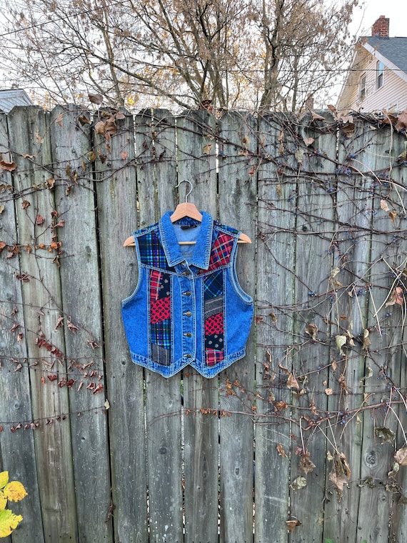Vintage 90's Carole Little Sport Denim Button up Vest With Plaid