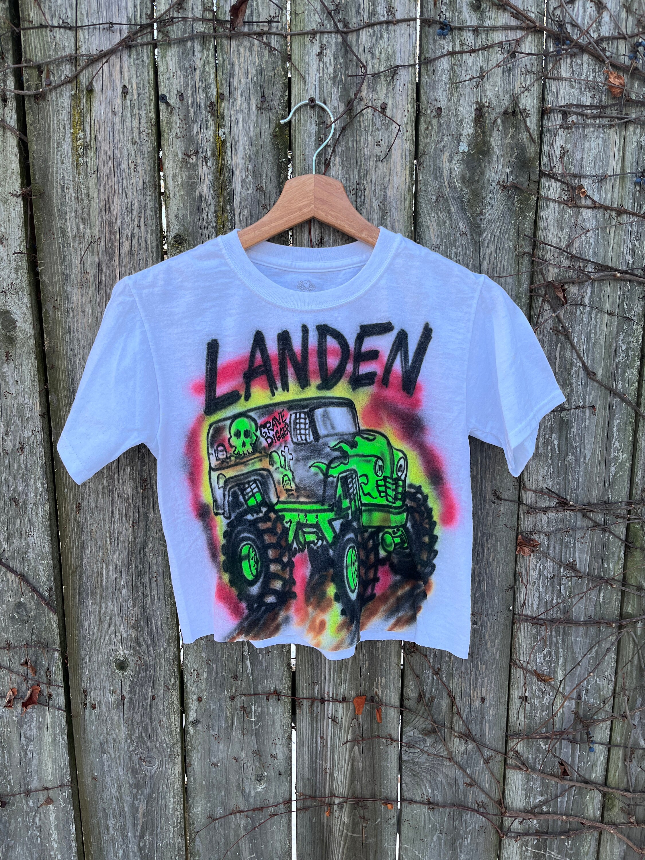 2000's Grave Digger Monster Truck Custom Air Brushed Landen