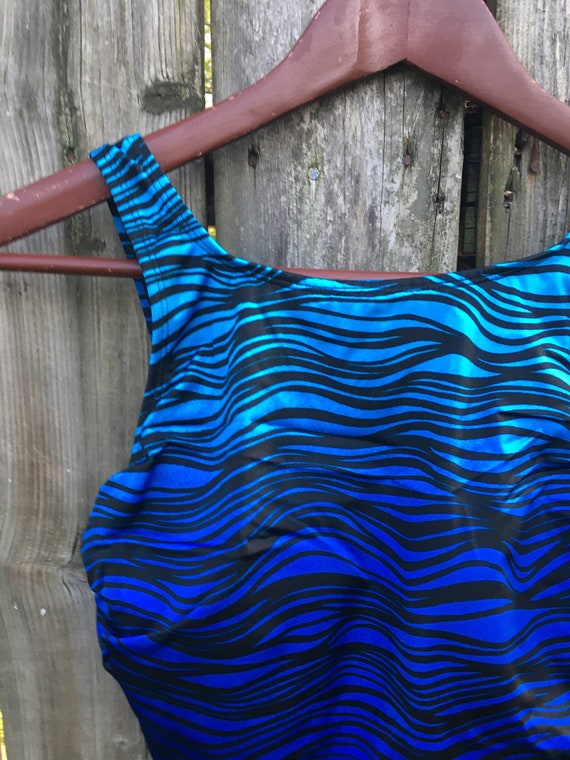 Vintage 90's Great Lengths Blue and Black Pattern… - image 3