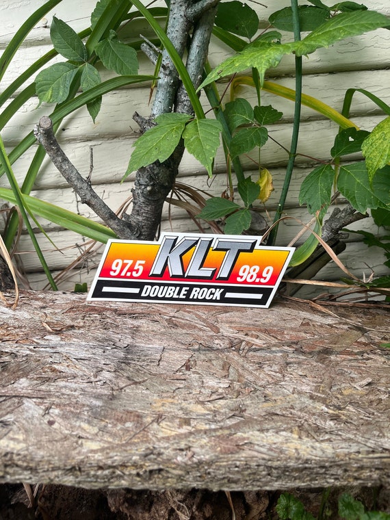 ヴィンテージ KLT 97.5 および 98.9 ダブル ロック トラバース シティ