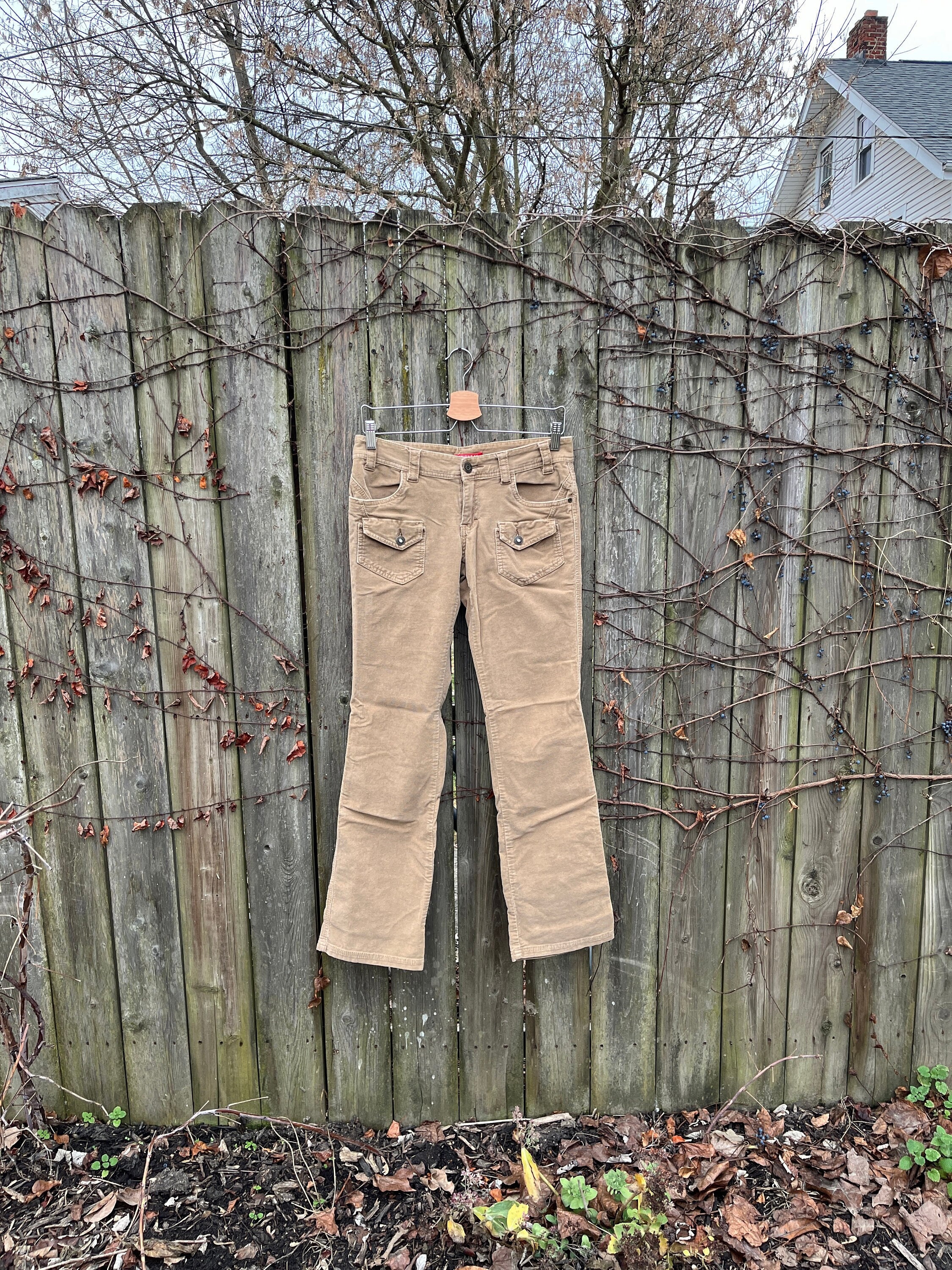 【MODERNIF】Brin Two-Tuck Corduroy Pants Frizmworks Corduroy Comfort Two Tuck Pants in Olive