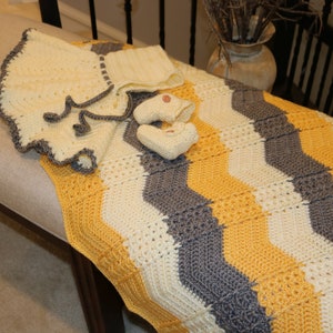 Newborn Baby Layette, Baby Poncho, Baby Booties, Baby Blanket, Baby Afghan, Ready to Ship