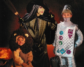 Singer Halloween Costumes Sewing Reference Library Full Color Paperback book Like New condition