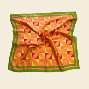 Bufanda de seda con flores Pañuelo de seda floral Pañuelo para el pelo moderno Pañuelo floral Regalo para jardineros