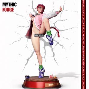 Può includere: Una statuetta da collezione di un personaggio con capelli rossi a coda di cavallo, che indossa una giacca rosa e bianca, calzini verdi e scarpe da ginnastica blu e bianche. La figura è su una base circolare con la scritta MYTHIC FORGE.